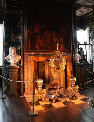 Interiér zámku Rosenborg je plný zajímavostí, je však také dost ponurý